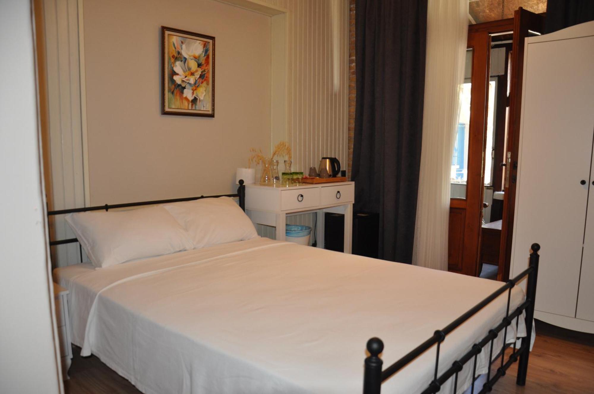 La Casa Carina Butik Otel Antalya Bagian luar foto